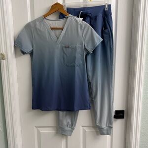 FIGS Ombré Blue Scrub Set